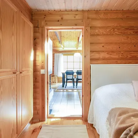 Yllaeksen Tunturihonkamaja 5 By Interhome *